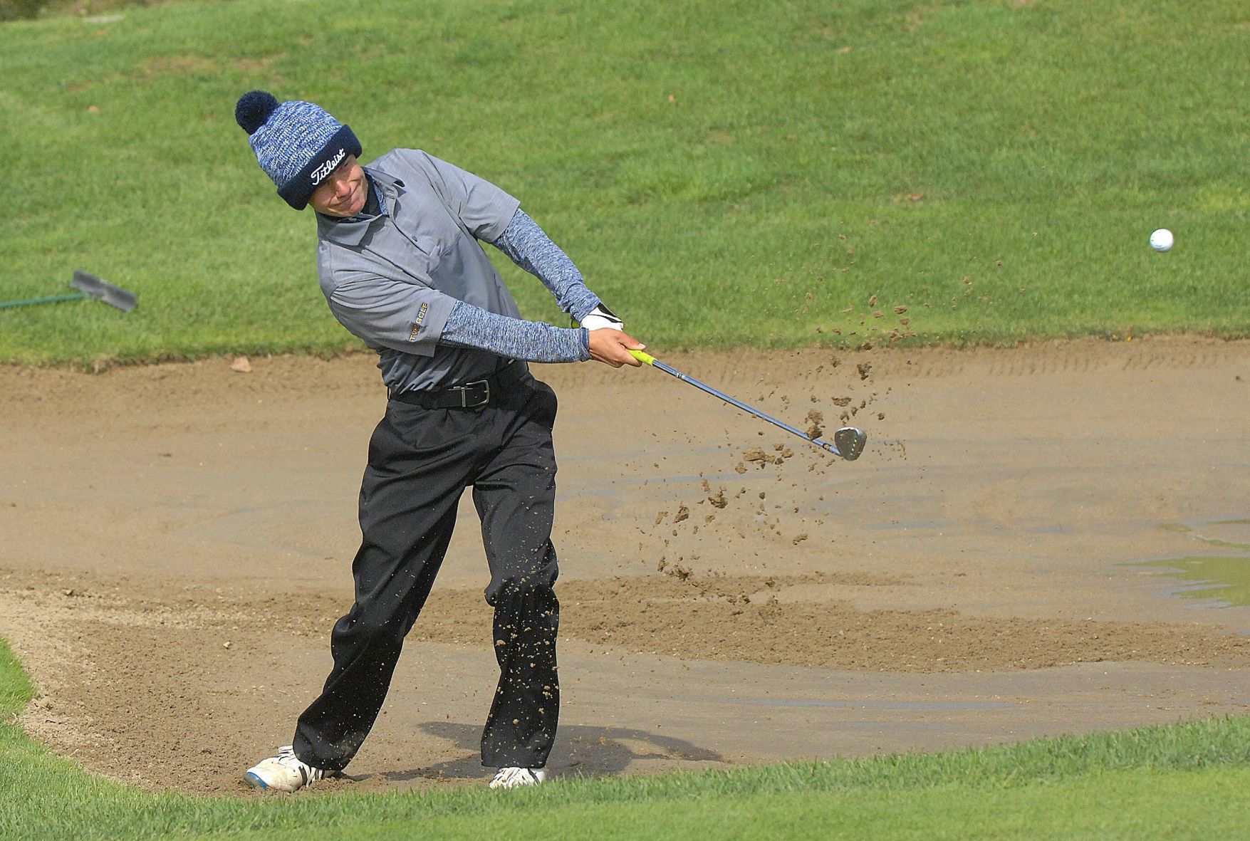 101418-blm-spt-1golf1a